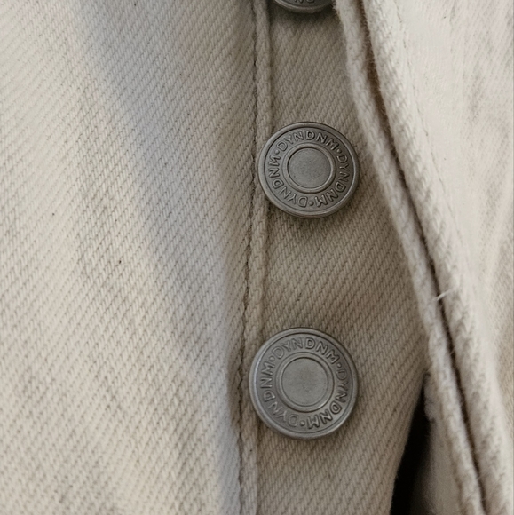 Short - Picture 4 of 4